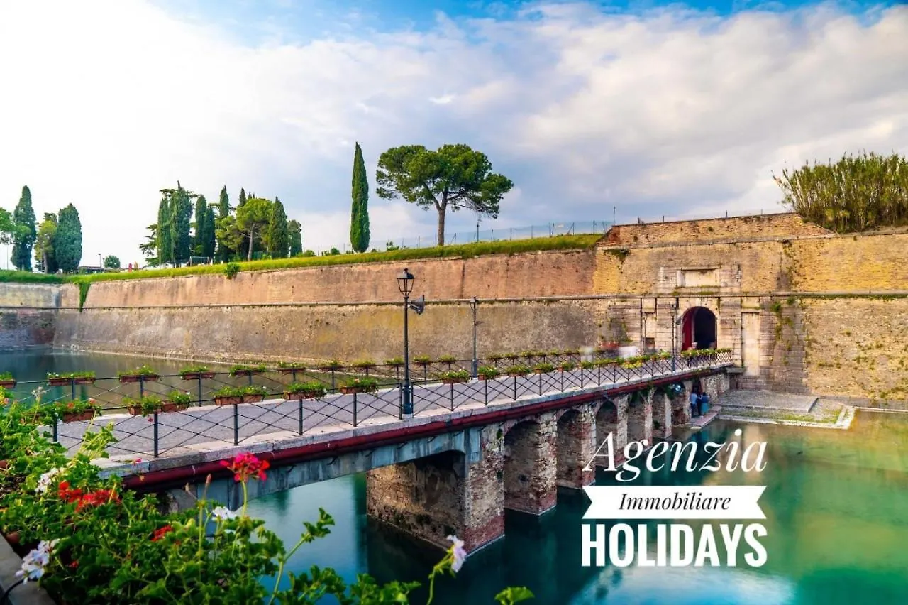 Residenza La Corte Castelnuovo del Garda 0*,  Italy