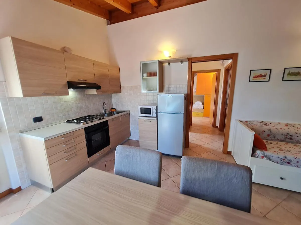 Residenza La Corte Castelnuovo del Garda 0*,