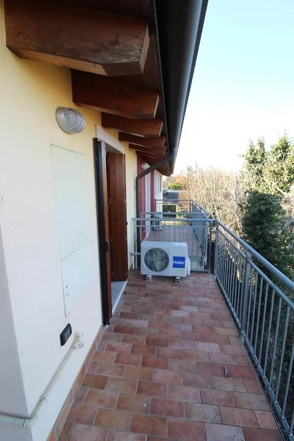 Residenza La Corte Castelnuovo del Garda 0*,